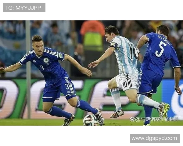 央视曾播足球明星节目回顾与影响探讨 央视曾播足球明星节目回顾与影响探讨