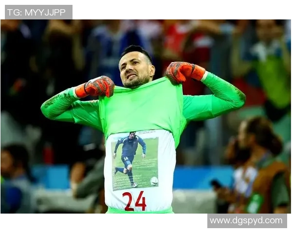 足球明星的名字与头像解析让你更了解他们的传奇故事与风采