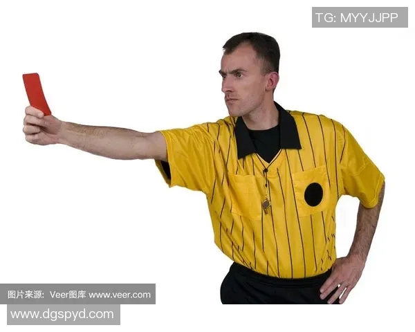 足球明星创意举牌图片制作技巧与灵感分享助你提升设计水平